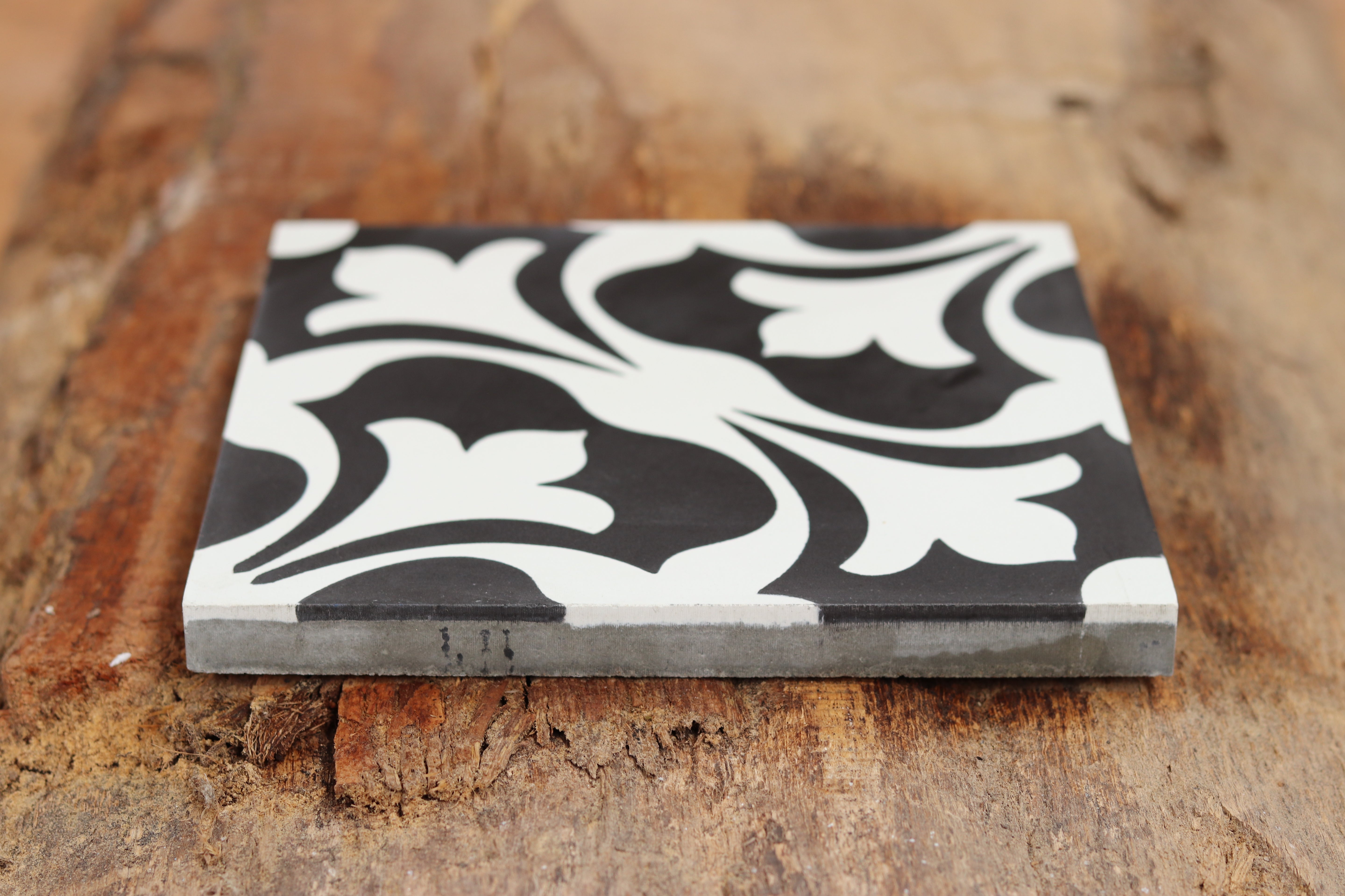 Italian Palazzo Encaustic Cement Tile – Handmade Luxury Floor & Wall Tile (20×20cm)