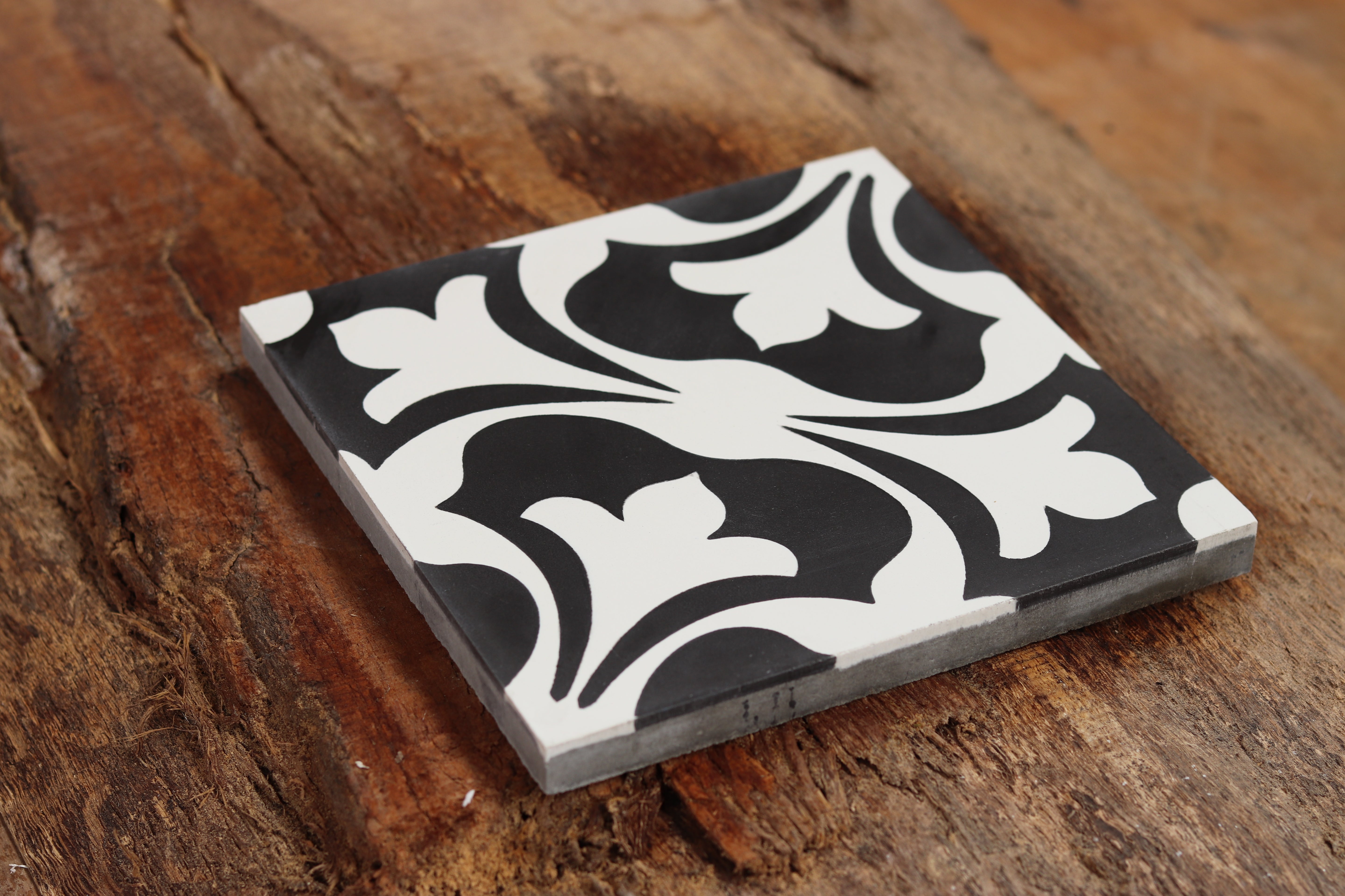 Italian Palazzo Encaustic Cement Tile – Handmade Luxury Floor & Wall Tile (20×20cm)