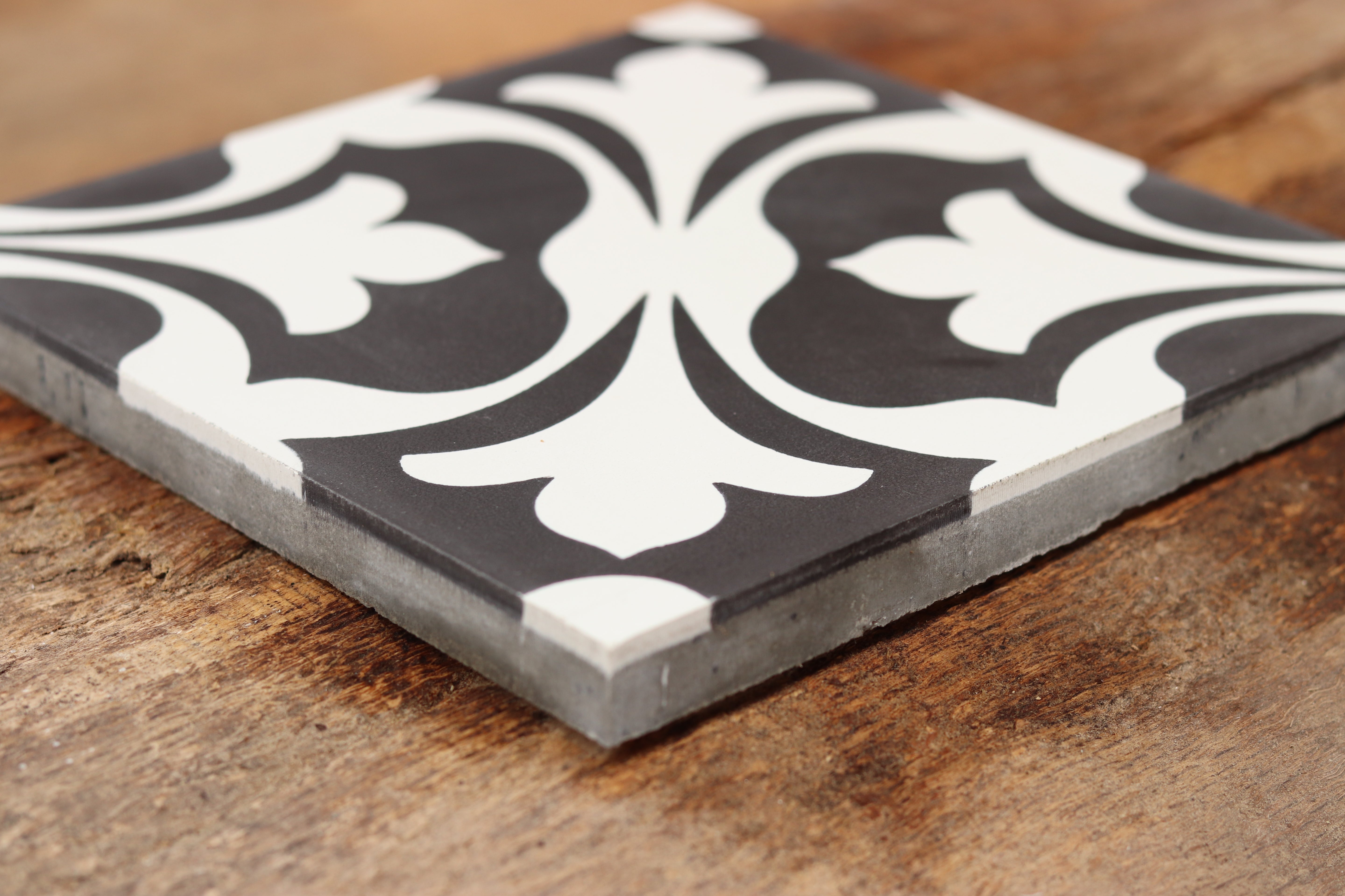 Italian Palazzo Encaustic Cement Tile – Handmade Luxury Floor & Wall Tile (20×20cm)