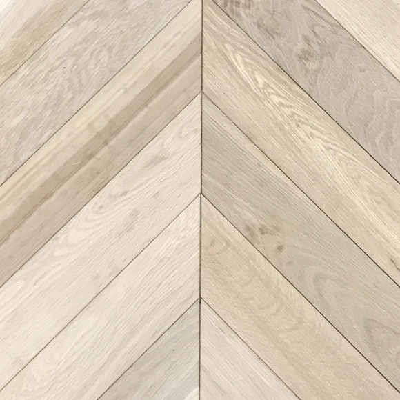 Engineered Oak Chevrons 45° - Unfinished m/b